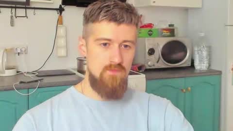 Snapshot of bearded_legend chatting on 27, 6, 2026 Zeus online show from 27, 6, 2026