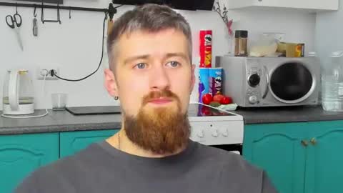 Snapshot of bearded_legend chatting on 14, 7, 2026 Zeus online show from 14, 7, 2026