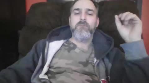 Snapshot of beardedambition chatting on 20, 12, 2024 beardedambition online show from 20, 12, 2024