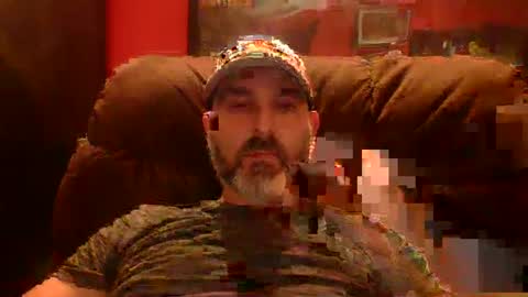 Snapshot of beardedambition chatting on 25, 9, 2025 beardedambition online show from 25, 9, 2025