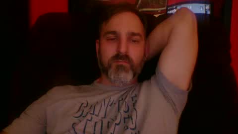 Snapshot of beardedambition chatting on 30, 9, 2025 beardedambition online show from 30, 9, 2025