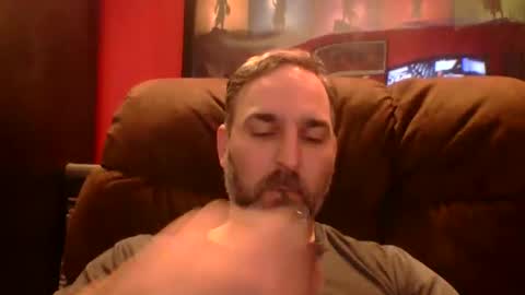 Snapshot of beardedambition chatting on 30, 10, 2025 beardedambition online show from 30, 10, 2025