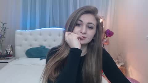 Snapshot of beataangel chatting on 5, 3, 2025 beataangel online show from 5, 3, 2025