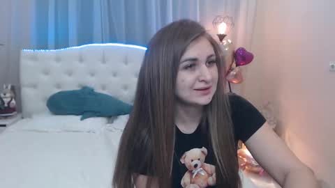 Snapshot of beataangel chatting on 6, 3, 2025 beataangel online show from 6, 3, 2025