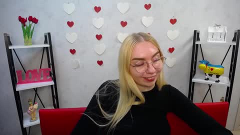 Snapshot of beatriceflyy chatting on 11, 12, 2024 BeatriceFlyy online show from 11, 12, 2024