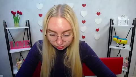 Snapshot of beatriceflyy chatting on 14, 12, 2024 BeatriceFlyy online show from 14, 12, 2024