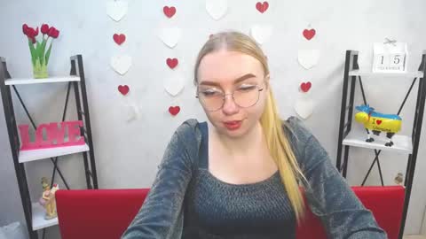 Snapshot of beatriceflyy chatting on 15, 12, 2024 BeatriceFlyy online show from 15, 12, 2024