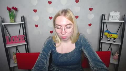 Snapshot of beatriceflyy chatting on 16, 12, 2024 BeatriceFlyy online show from 16, 12, 2024