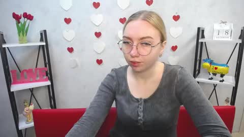 Snapshot of beatriceflyy chatting on 18, 12, 2024 BeatriceFlyy online show from 18, 12, 2024