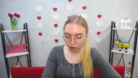 Snapshot of beatriceflyy chatting on 18, 12, 2024 BeatriceFlyy online show from 18, 12, 2024