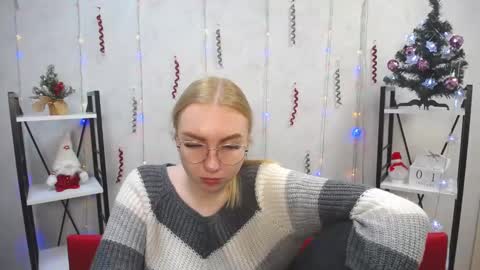 Snapshot of beatriceflyy chatting on 3, 1, 2025 BeatriceFlyy online show from 3, 1, 2025