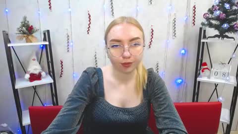 Snapshot of beatriceflyy chatting on 8, 1, 2025 BeatriceFlyy online show from 8, 1, 2025