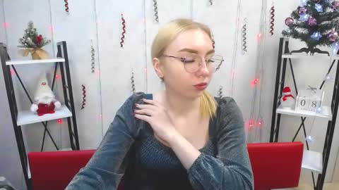 Snapshot of beatriceflyy chatting on 8, 1, 2025 BeatriceFlyy online show from 8, 1, 2025