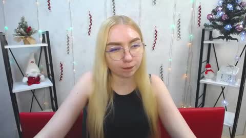 Snapshot of beatriceflyy chatting on 12, 1, 2025 BeatriceFlyy online show from 12, 1, 2025