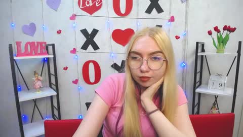 Snapshot of beatriceflyy chatting on 19, 2, 2025 BeatriceFlyy online show from 19, 2, 2025
