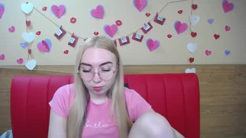 Snapshot of beatriceflyy chatting on 28, 2, 2025 BeatriceFlyy online show from 28, 2, 2025