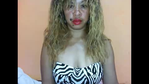 Snapshot of beaute_choco chatting on 12, 1, 2025 Eva online show from 12, 1, 2025