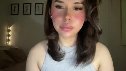 Snapshot of beautiful_lust69 chatting on 1, 12, 2025 Sweet Aya online show from 1, 12, 2025