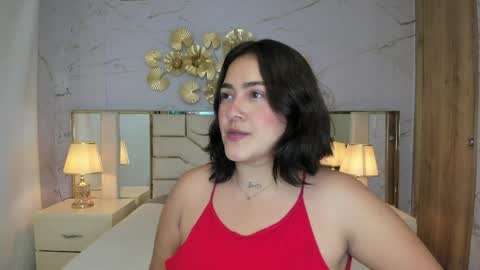 Snapshot of beautifulgirl4u_ chatting on 6, 4, 2026 online show from 6, 4, 2026