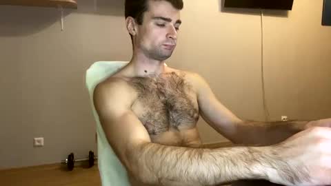 Nik online show from 4, 10, 2025