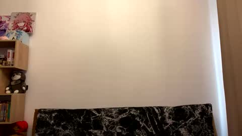 Nik online show from 10, 3, 2026