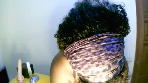 beautifulpeach2 online show from 20, 1, 2025