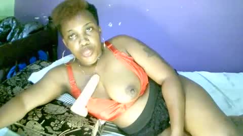 beautifulpeach2 online show from 7, 3, 2025