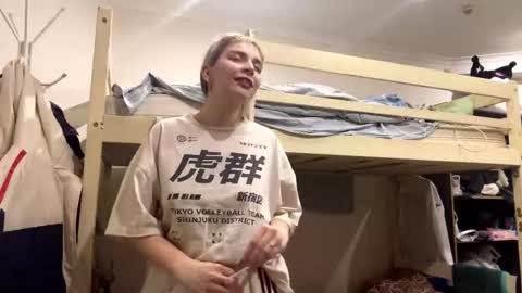 Mia online show from 28, 2, 2026