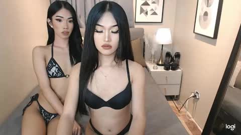 Snapshot of beauty__pearl chatting on 28, 5, 2026 PEARL X NIKKI online show from 28, 5, 2026