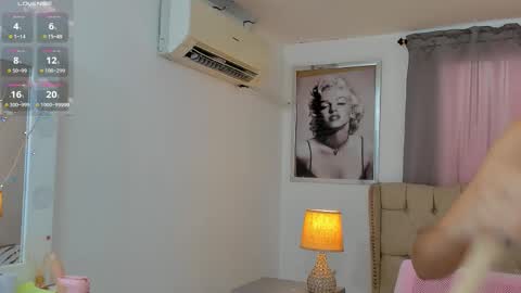 Ariana Reyes online show from 4, 3, 2026