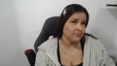 beautyykarol online show from 24, 11, 2025