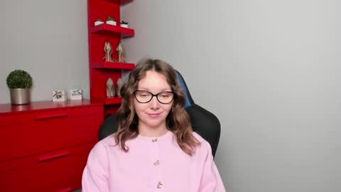 Zoe online show from 23, 9, 2025