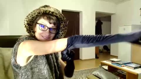 Raluca online show from 14, 12, 2024