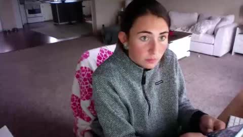 beccaraexoxo online show from 17, 5, 2026