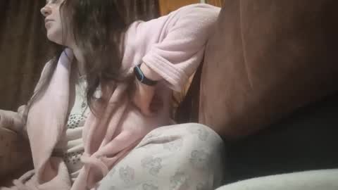 Snapshot of beckyanderson_ chatting on 12, 9, 2025 Becky online show from 12, 9, 2025