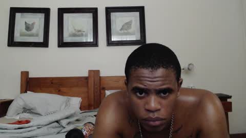 Snapshot of bedroom_gangster chatting on 19, 10, 2025 Frank online show from 19, 10, 2025