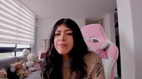 Snapshot of bedroomeyess chatting on 6, 3, 2025 Amber UwU IM MOVING AND IS CRAZY ILL BE BACK VERY SOON 3 MISS YA ALREADY online show from 6, 3, 2025