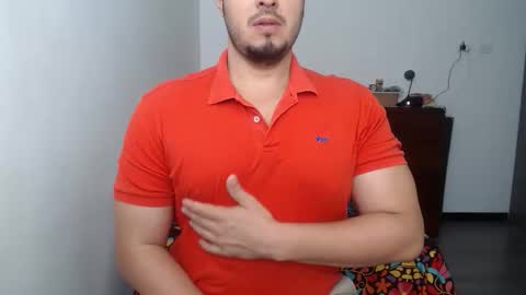 Snapshot of beefypecs_10 chatting on 18, 4, 2026 Criss2fer online show from 18, 4, 2026