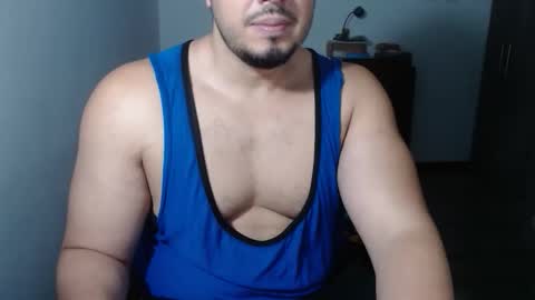 Snapshot of beefypecs_10 chatting on 24, 4, 2026 Criss2fer online show from 24, 4, 2026