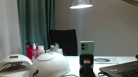 Snapshot of bela747741 chatting on 10, 1, 2025 kevin and Bella online show from 10, 1, 2025