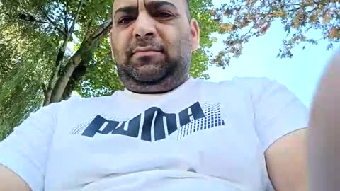 Snapshot of bela747741 chatting on 21, 9, 2025 kevin and Bella online show from 21, 9, 2025