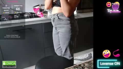 Snapshot of bela747741 chatting on 7, 10, 2025 kevin and Bella online show from 7, 10, 2025