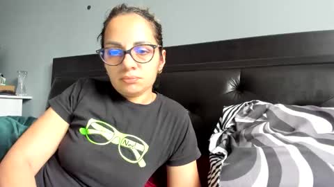 kevin and Bella online show from 12, 5, 2026