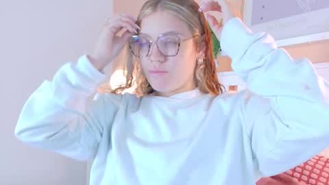Snapshot of belamiller chatting on 20, 9, 2025 BELA online show from 20, 9, 2025