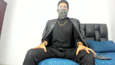 Snapshot of belialcrow666 chatting on 5, 11, 2025 belialcrow666 online show from 5, 11, 2025