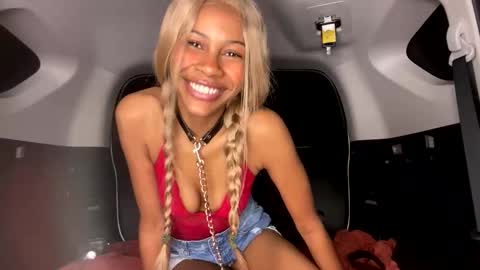 bella19sua online show from 25, 10, 2025