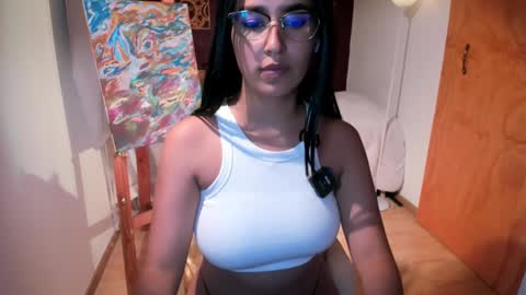 Bella 669 online show from 11, 3, 2025