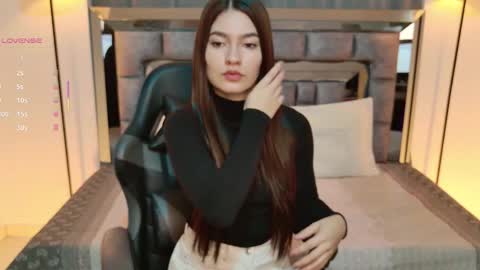 Snapshot of bella_clark2 chatting on 15, 1, 2026 Bella online show from 15, 1, 2026