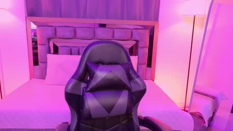 Snapshot of bella_clark2 chatting on 25, 2, 2026 Bella online show from 25, 2, 2026