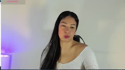 Laura online show from 2, 3, 2025